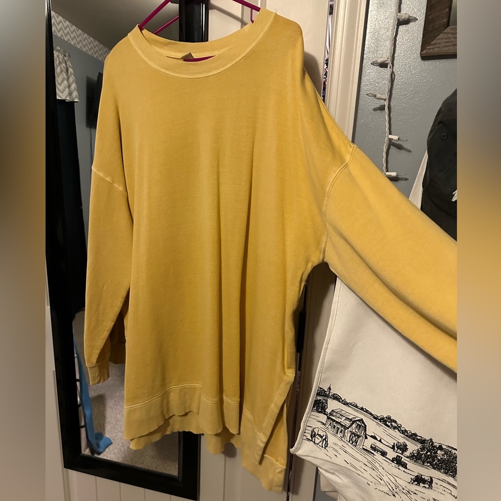 Old Navy Women’s Crewneck